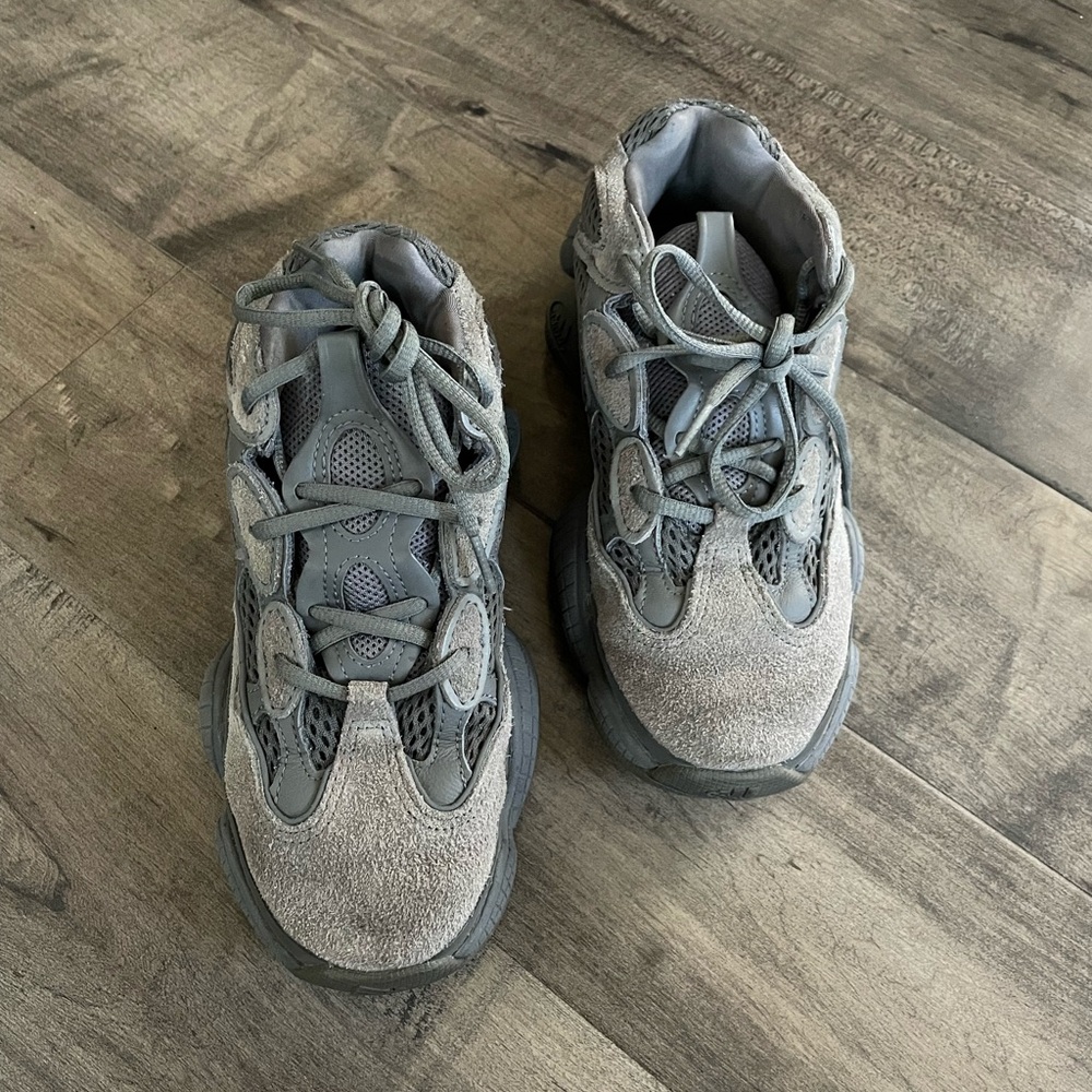 Yeezy Sz 5 W